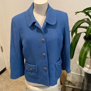 Beautiful blue jacket is still‎ in good condition doesn’t fit me anymore